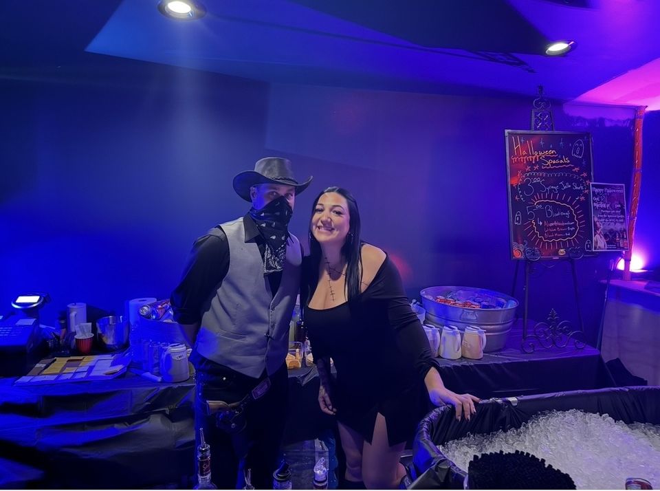 A couple out on the dance floor